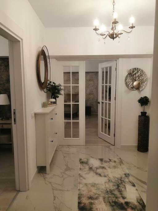 Apartament Unirii Lägenhet Bukarest Exteriör bild